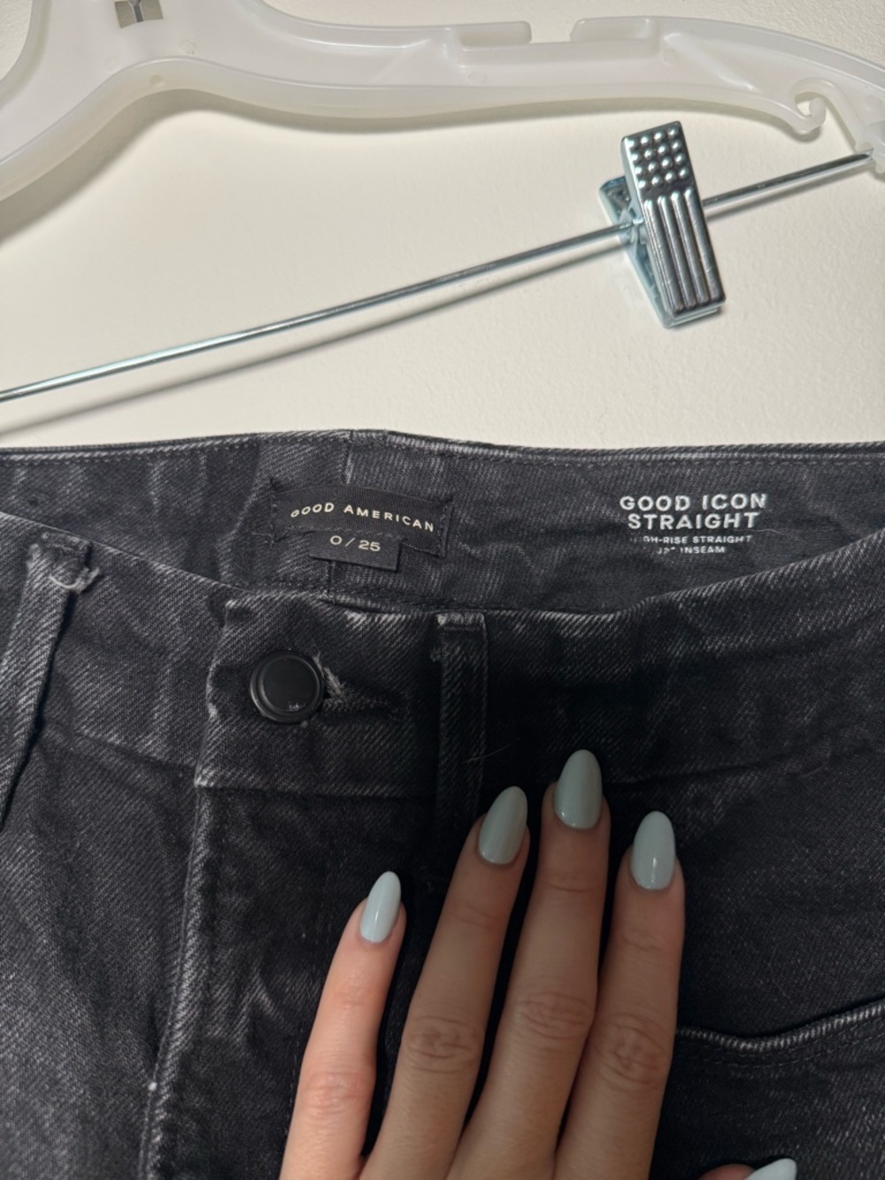 Good American Black Good Icon Straight Jeans - Picture 3 of 4